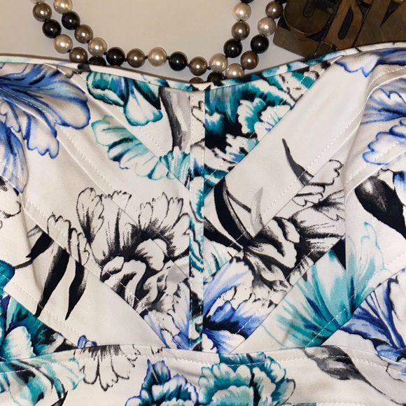 WHITE HOUSE BLACK MARKET Strapless Corset Top - Picture 2 of 8